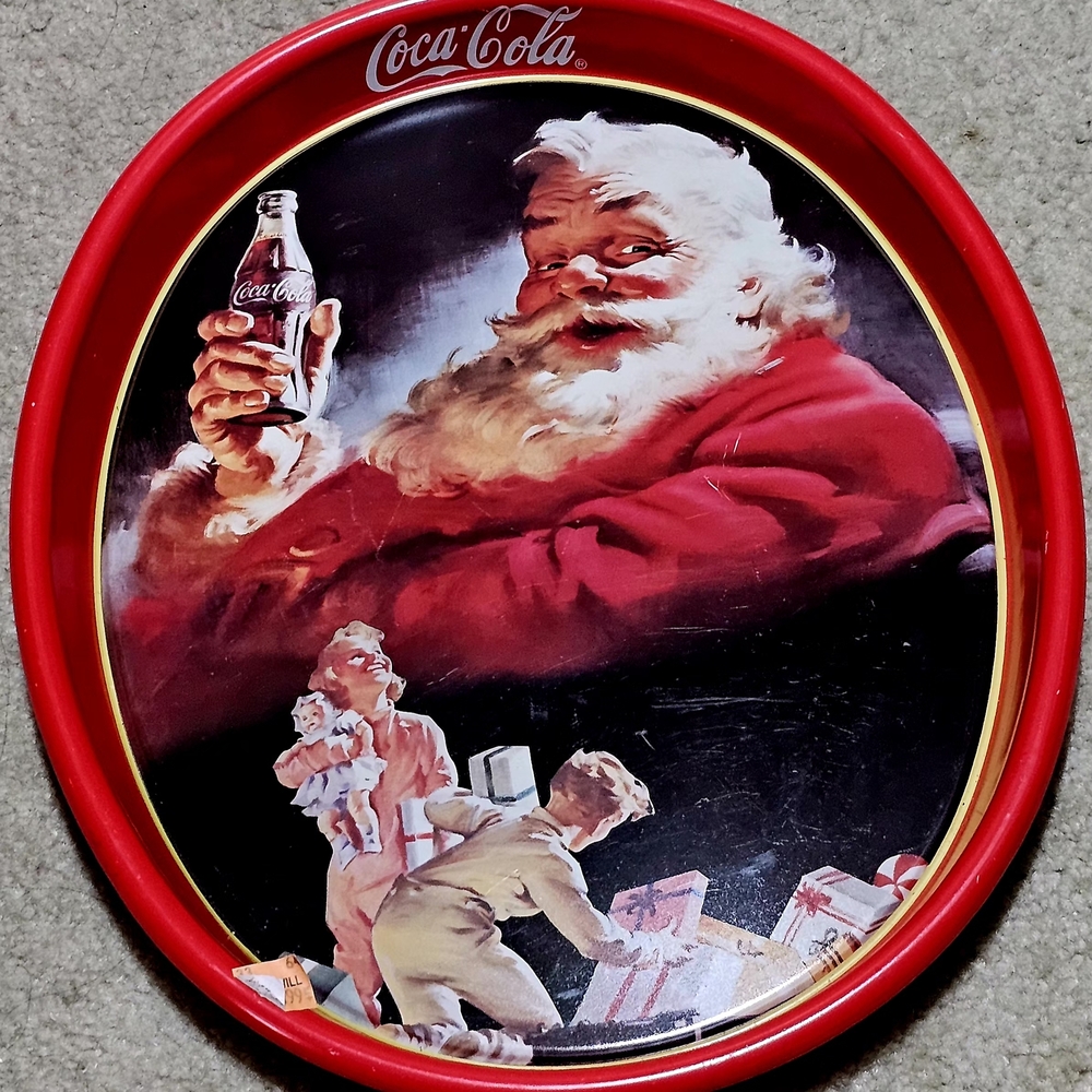 1993 Coca-Cola Vintage Oval Tray 15x12"  with Santa Claus And Kids 1952 Scene